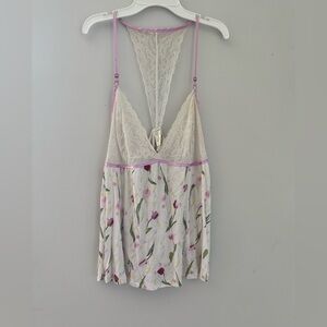 Jessica Simpson Floral Lace Trim Sleepwear top, size large